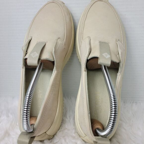 Sperry Boat Runner Womens Size 7.5 Beige Leather Slip On Casual Loafer Shoes - Picture 8 of 11